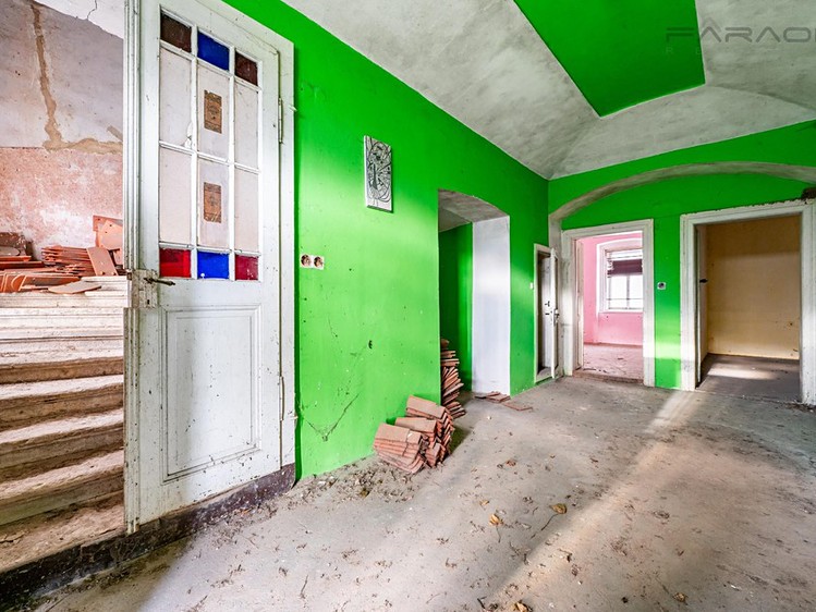 Комерційне приміщення на продаж, 3 061 м² (8 з 12)