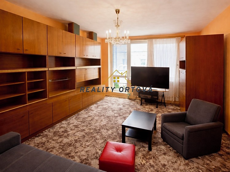 Prodej bytu 3+1, 71 m² (2 z 15)