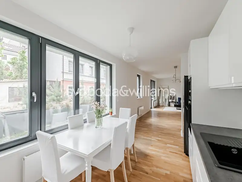 Prodej bytu 3+kk 88 m², Praha – náhled fotky 1