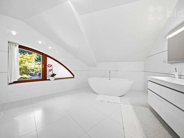Prodej domu, 400 m² (26 z 33)
