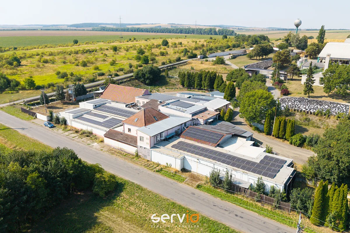 Prodej výrobní haly, prostoru 3100 m²