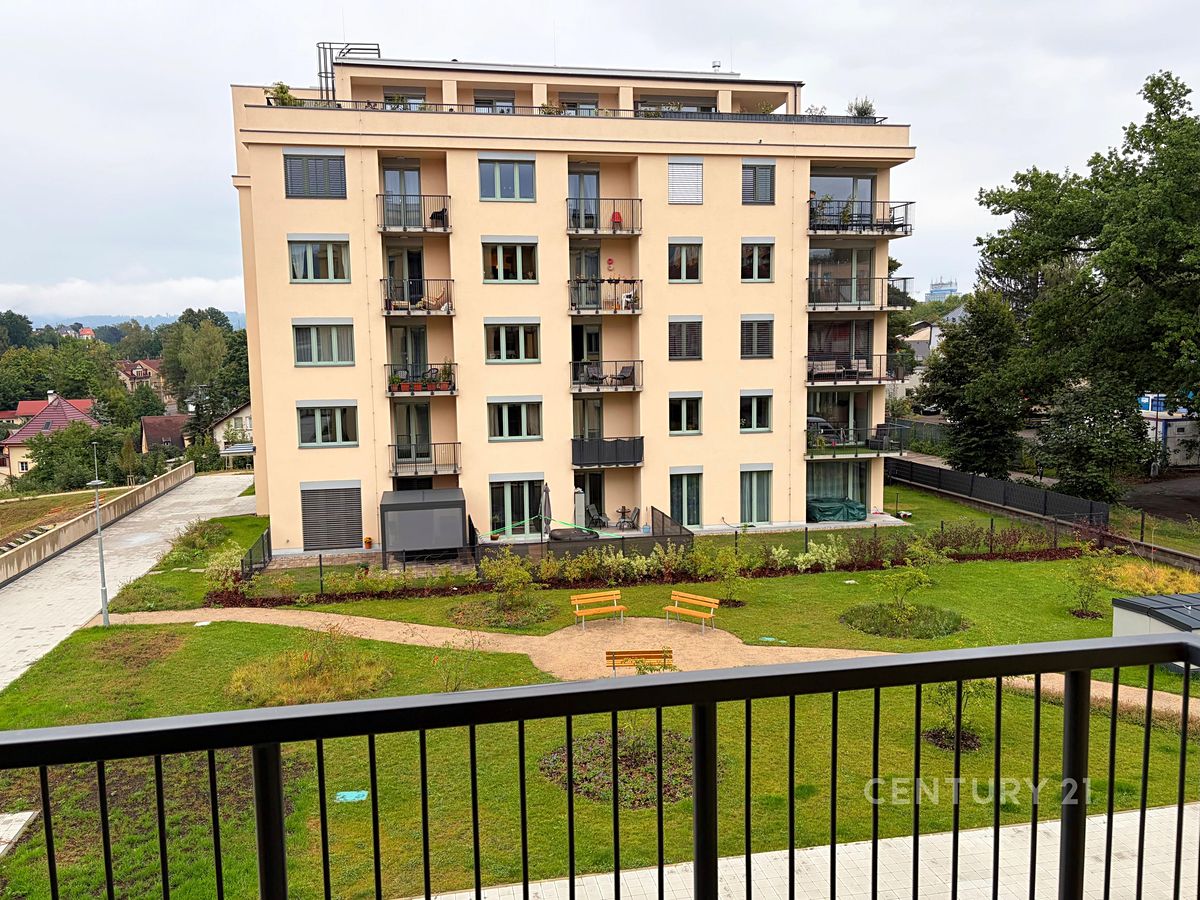 Pronájem bytu 2+kk 57 m²