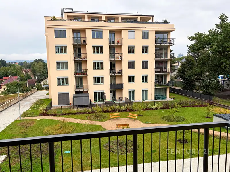 Pronájem bytu 2+kk 57 m², Liberec – náhled fotky 1