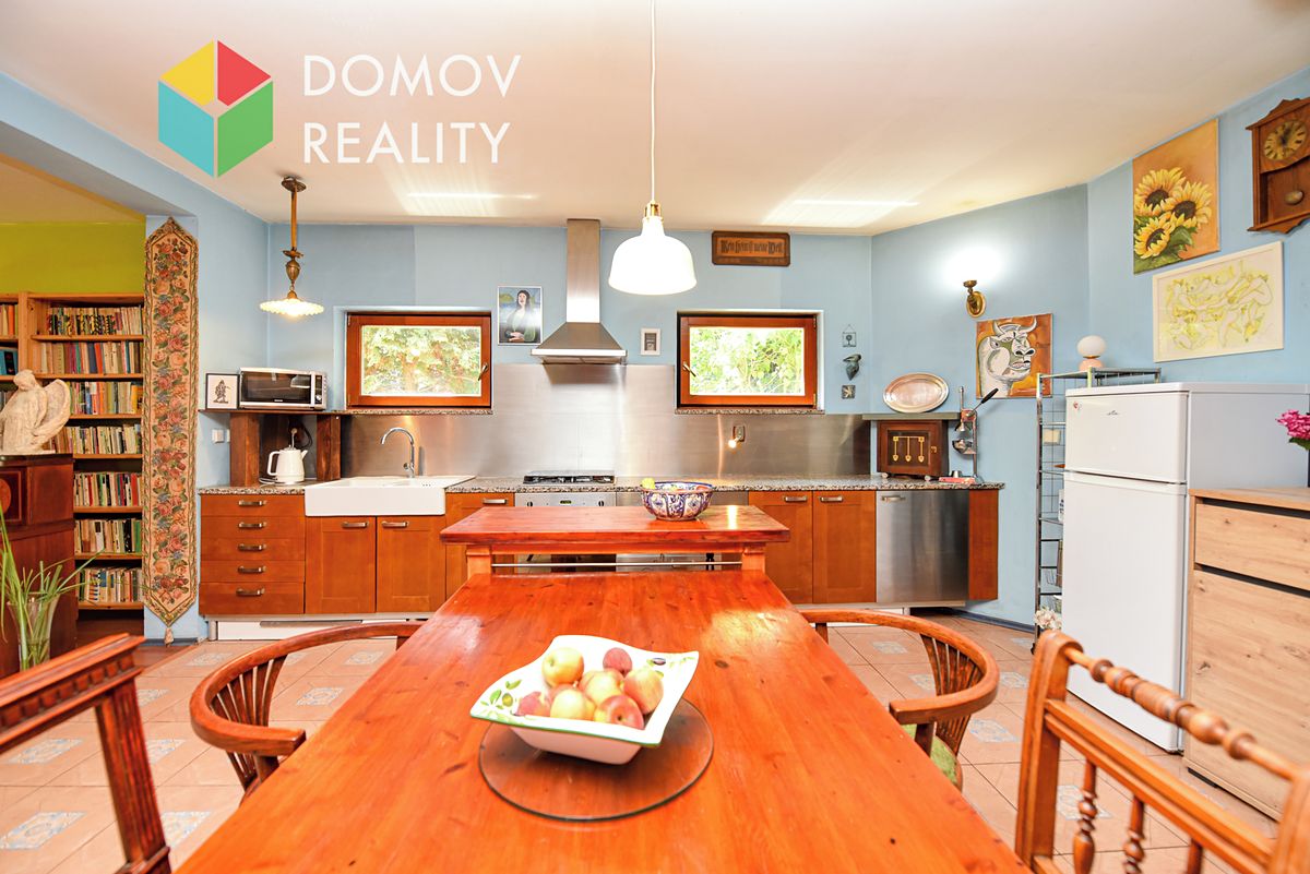Prodej rodinného domu 160 m², pozemek 534 m² – fotografie 4