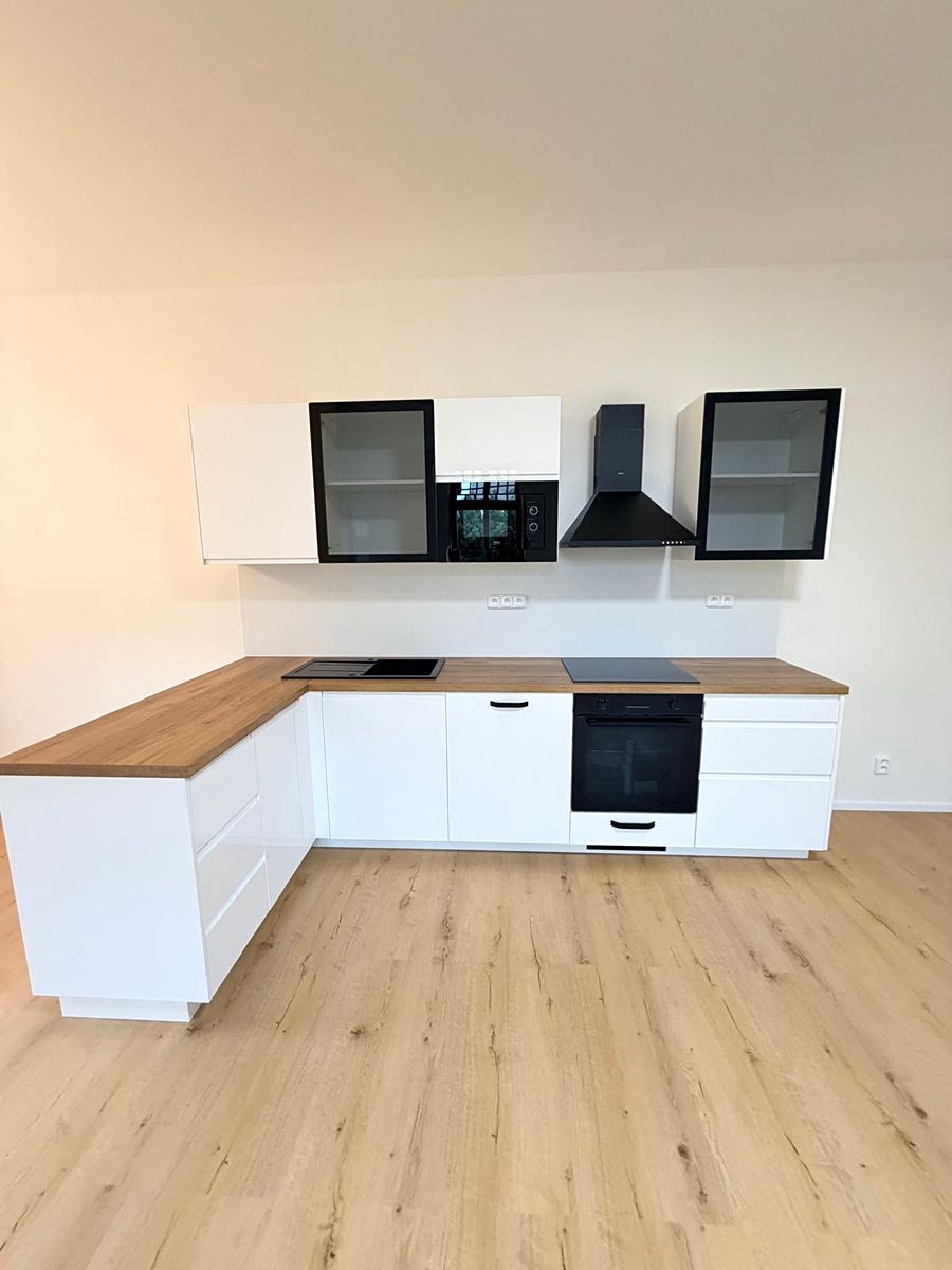 Prodej bytu 4+kk 95 m² – fotografie 3