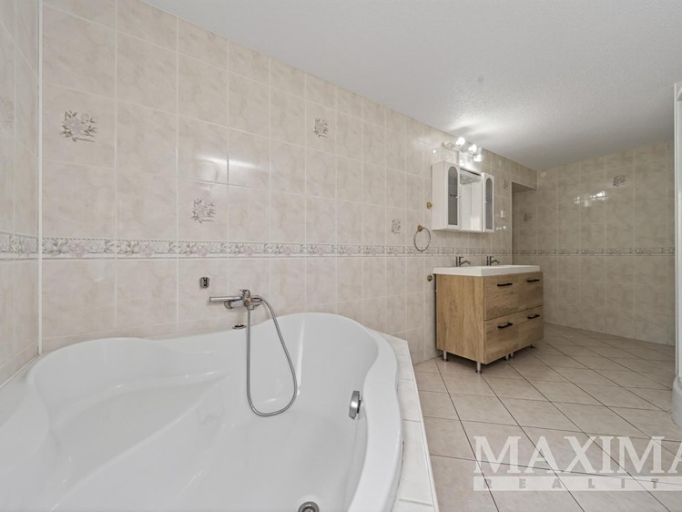 Будинок на продаж, 278 м² (9 з 30)