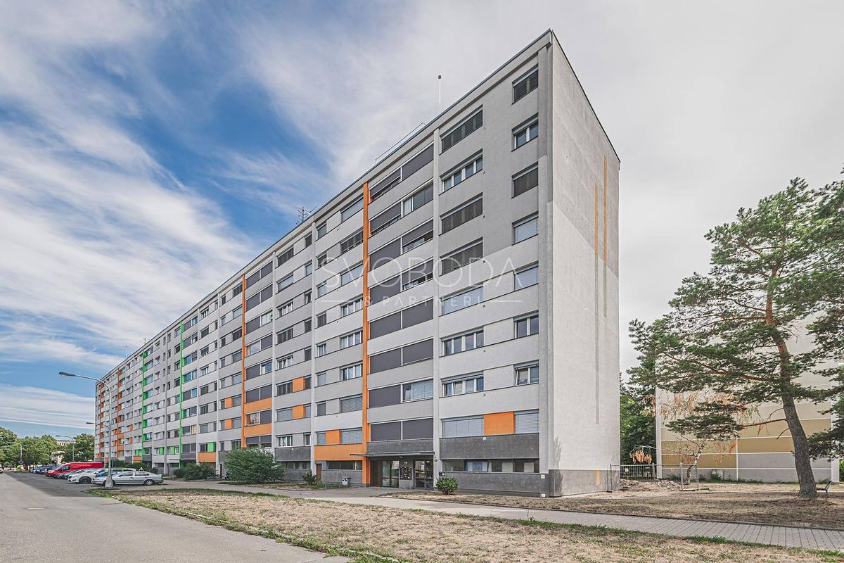 Pronájem bytu 1+kk 27 m²