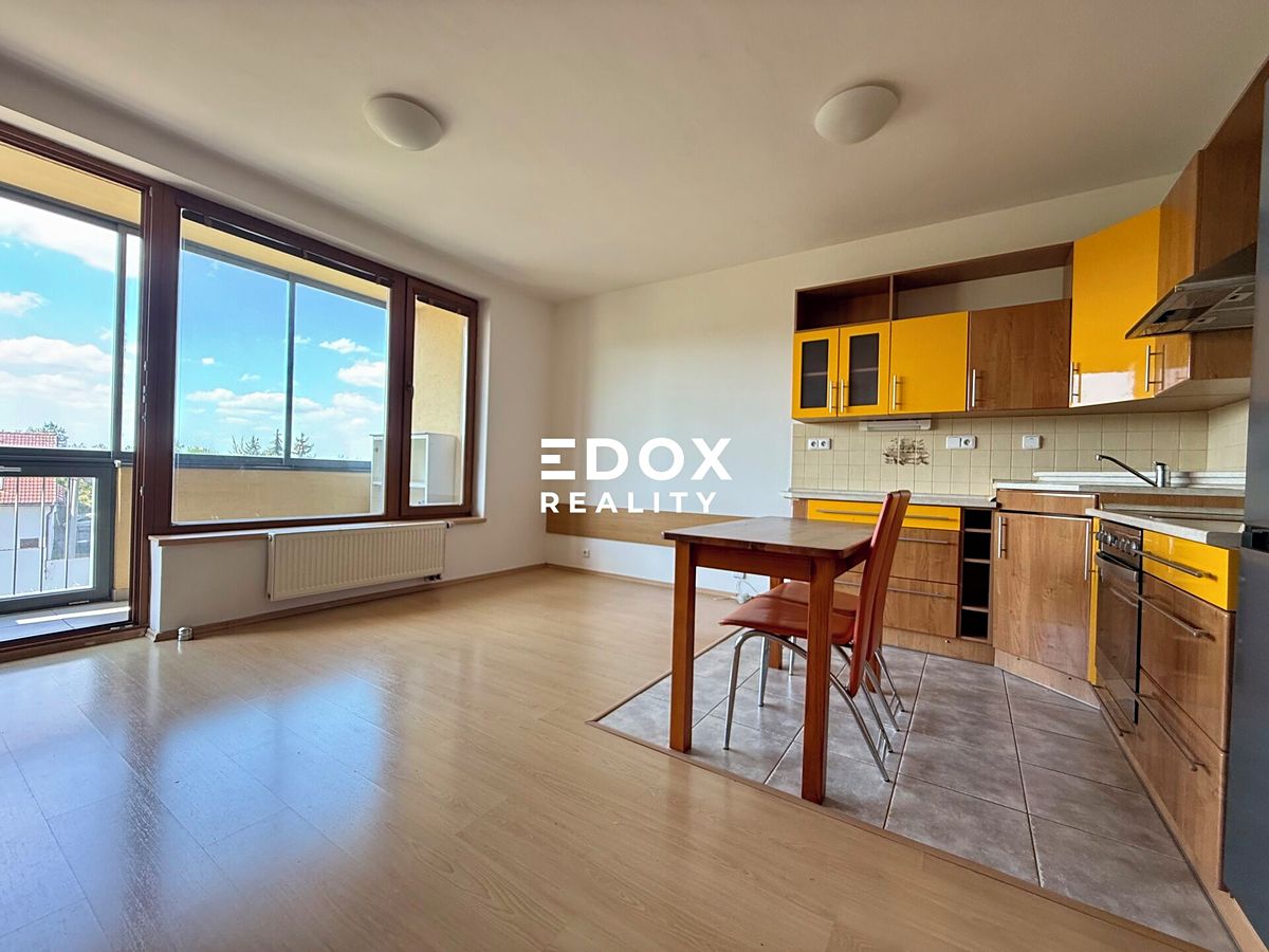 Prodej bytu 1+kk 35 m² – fotografie 5