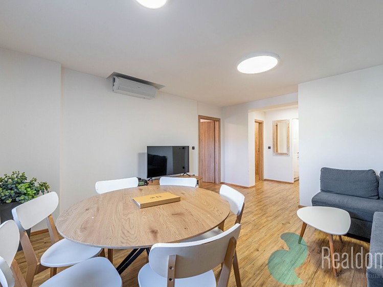Prodej komerčního prostoru, 953 m² (28 z 52)