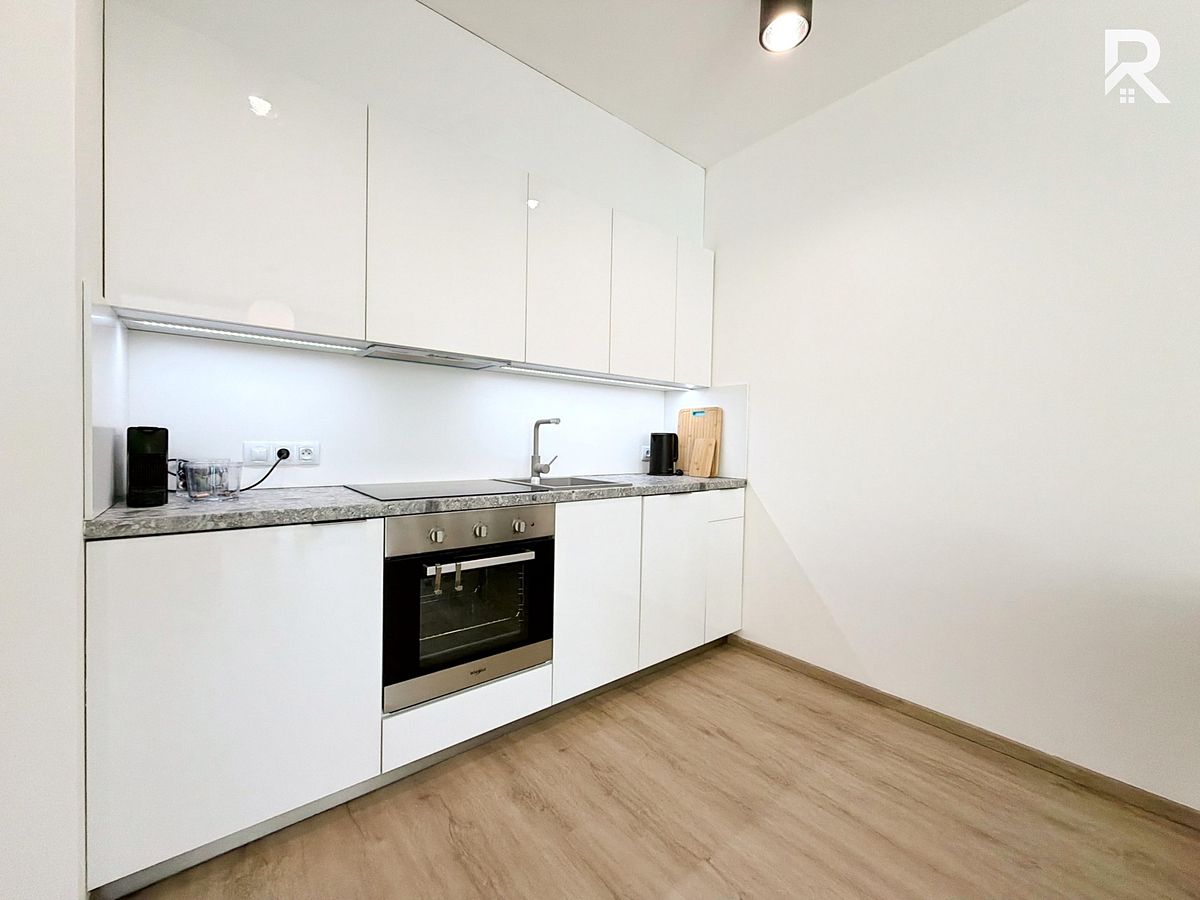 Pronájem bytu 1+kk 31 m²