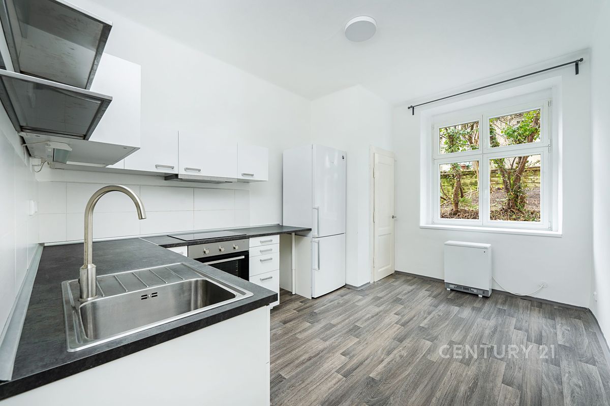 Pronájem bytu 2+kk 48 m²