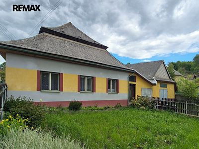 Prodej rodinného domu 269 m², pozemek 721 m²