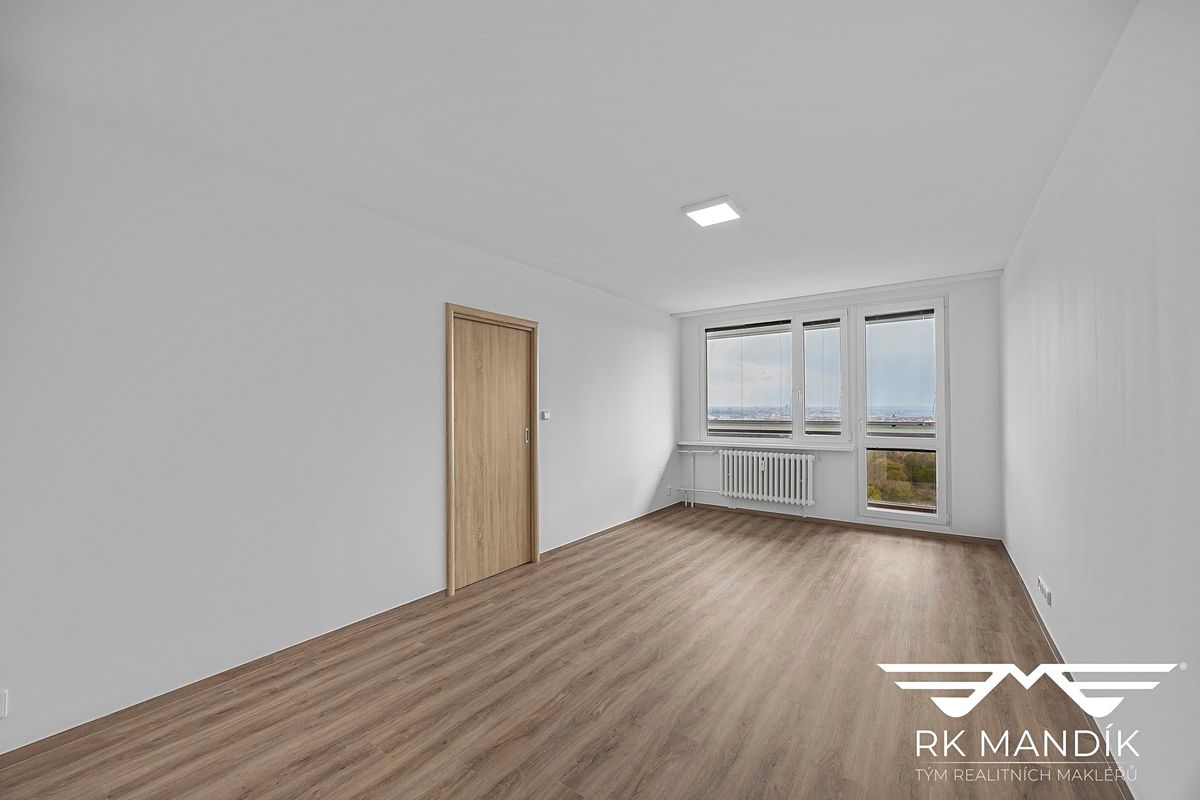 Pronájem bytu 3+1 63 m² – fotografie 2