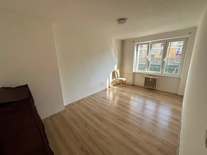 Pronájem bytu 2+1 55 m², Bukovany – náhled fotky 3