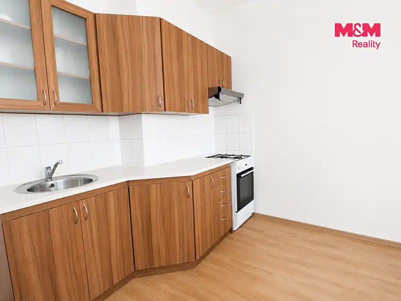 Prodej bytu 1+kk 32 m², Praha – náhled fotky 2