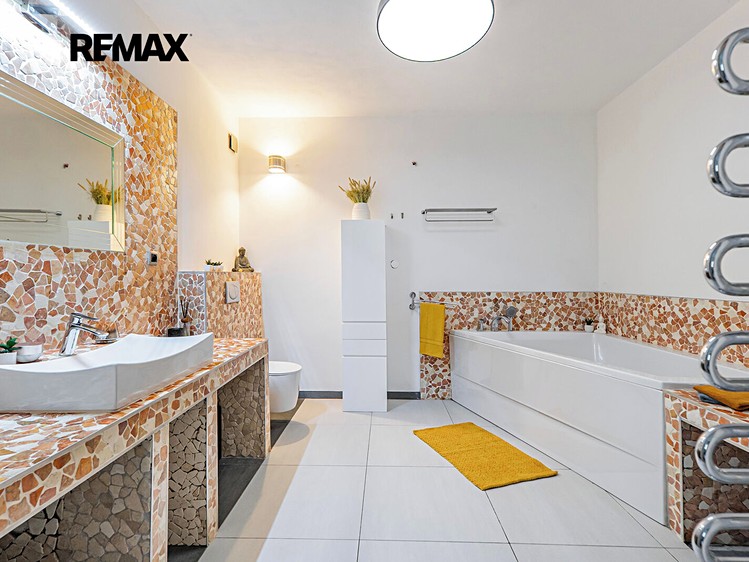 Будинок на продаж, 246 м² (11 з 23)
