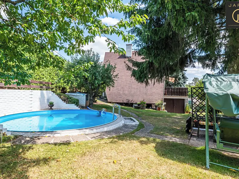 Prodej chaty 90 m², pozemek 657 m², Velké Popovice – náhled fotky 3
