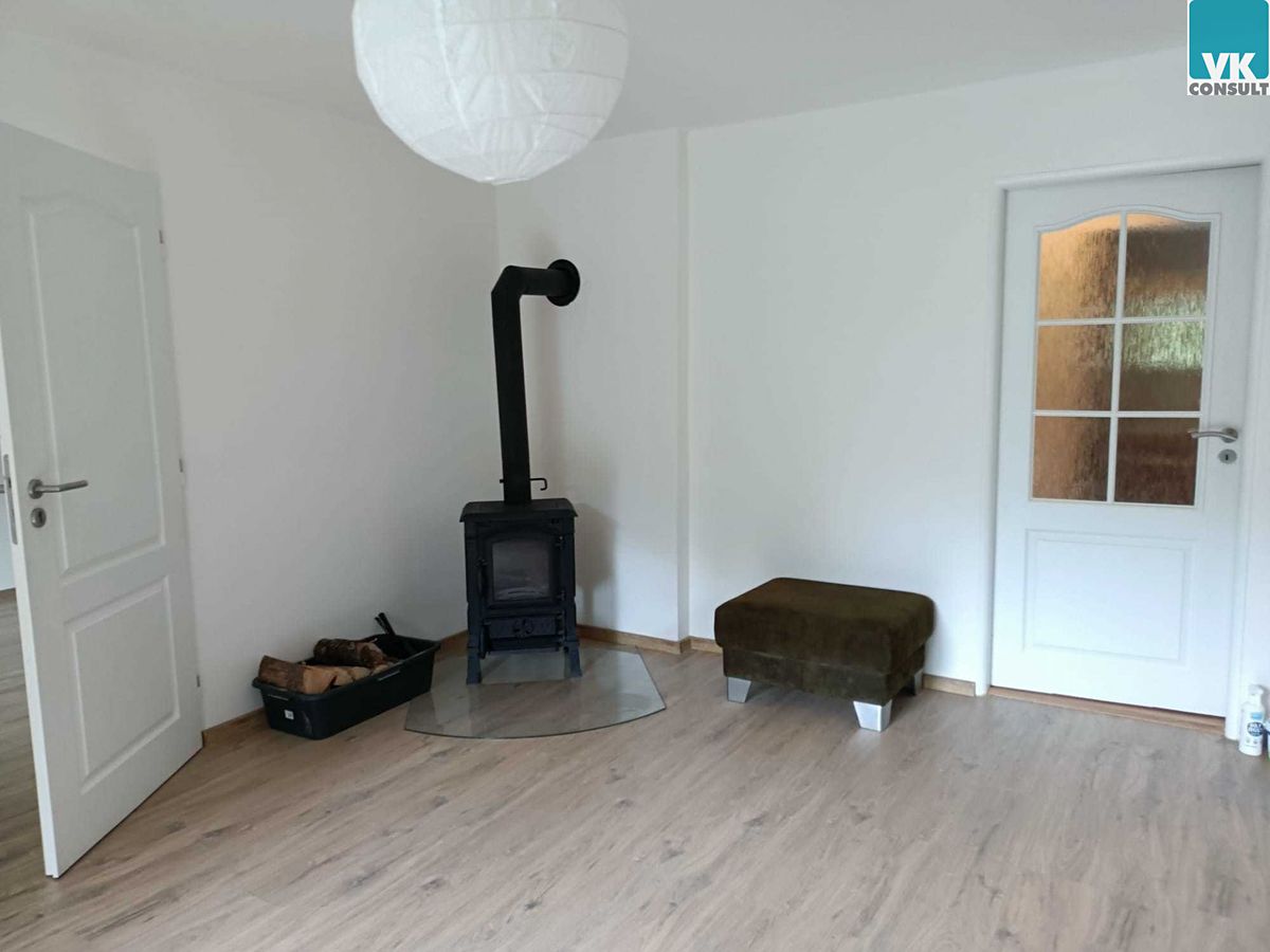 Pronájem bytu 2+1 62 m² – fotografie 3