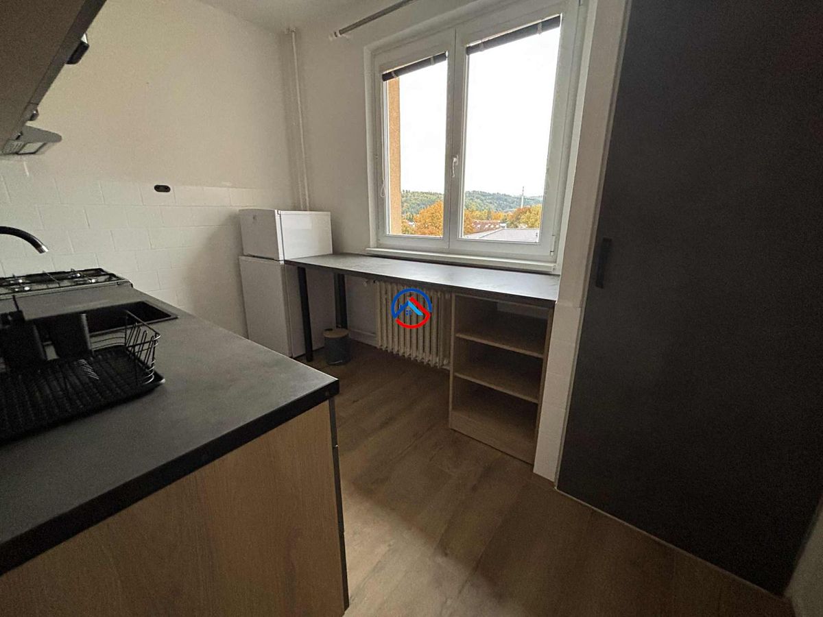 Pronájem bytu 3+1 67 m² – fotografie 3