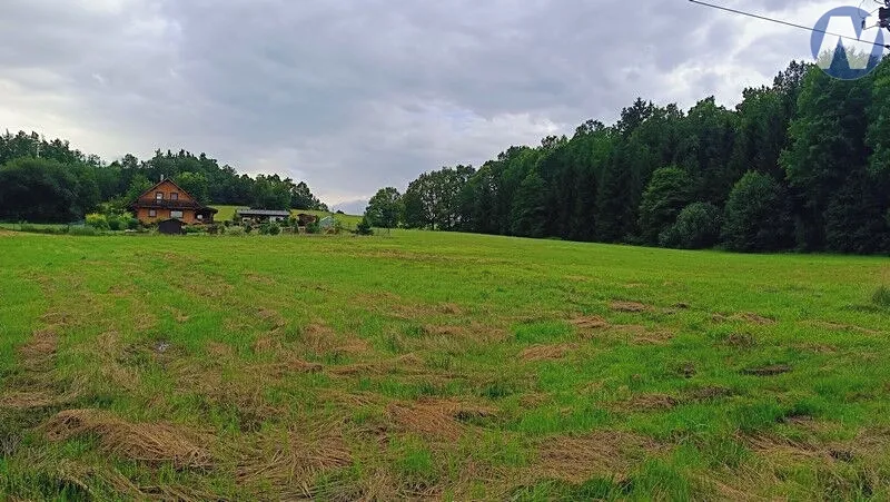 Prodej stavebního pozemku 4398 m²