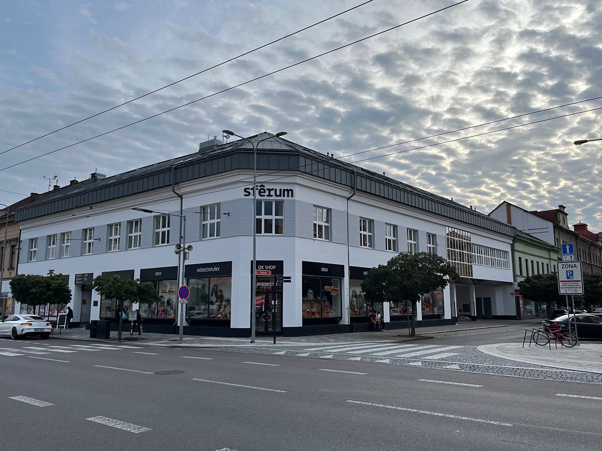 Pronájem obchodního prostoru 730 m² – fotografie 2