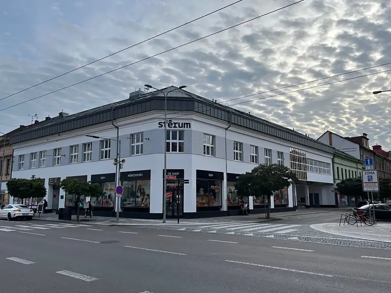 Pronájem obchodního prostoru 730 m², Pardubice – náhled fotky 2