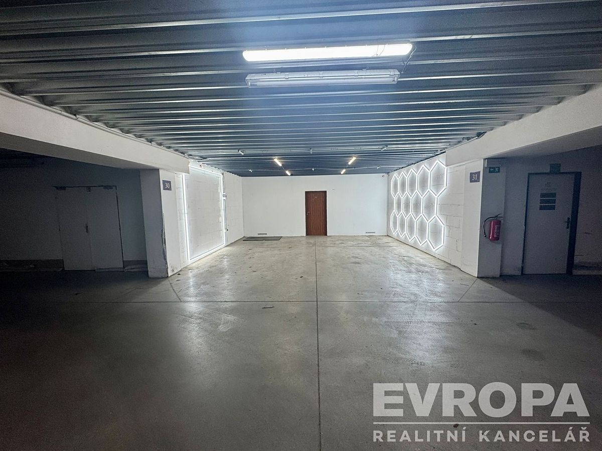 Pronájem komerční nemovitosti 58 m² – fotografie 2
