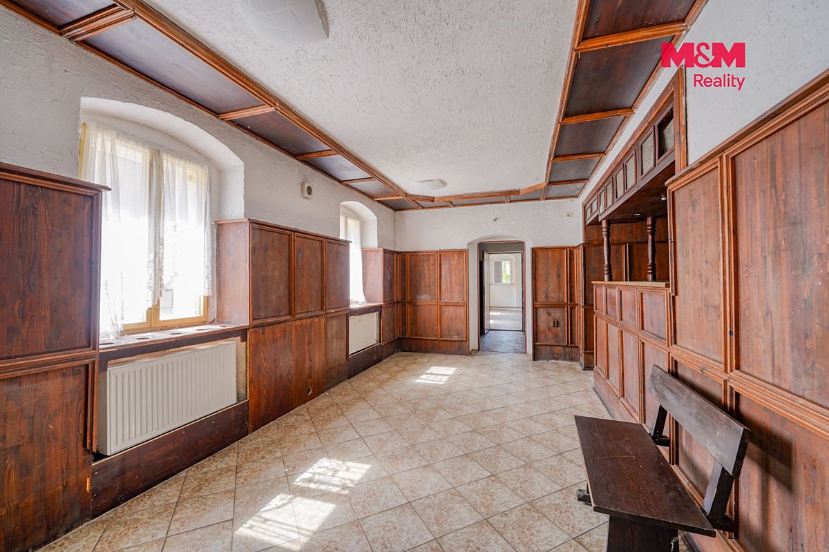 Prodej rodinného domu 600 m², pozemek 322 m² – fotografie 5