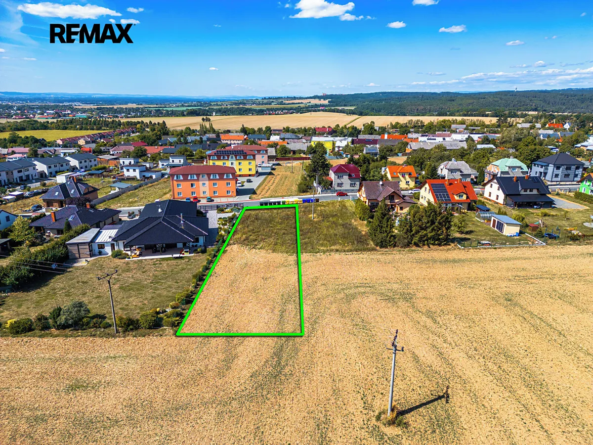 Prodej stavebního pozemku 1241 m²