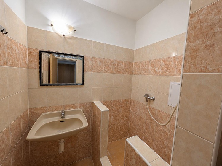 Квартира 1+1 в оренду, 35 м² (5 з 6)