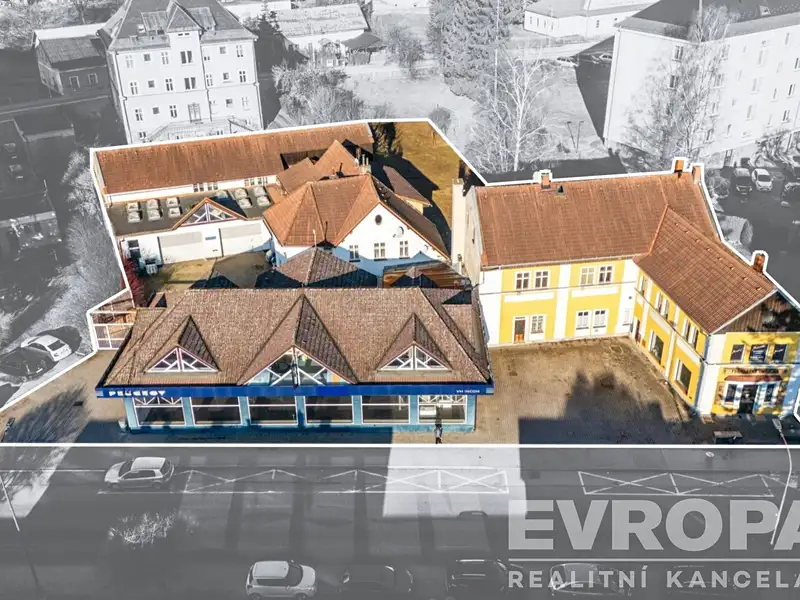 Prodej komerční nemovitosti 1800 m², Vrchlabí – náhled fotky 1
