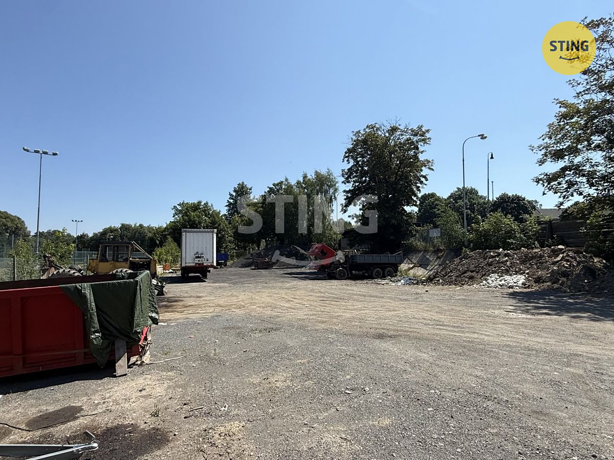 Prodej komerčního pozemku 2272 m² – fotografie 3