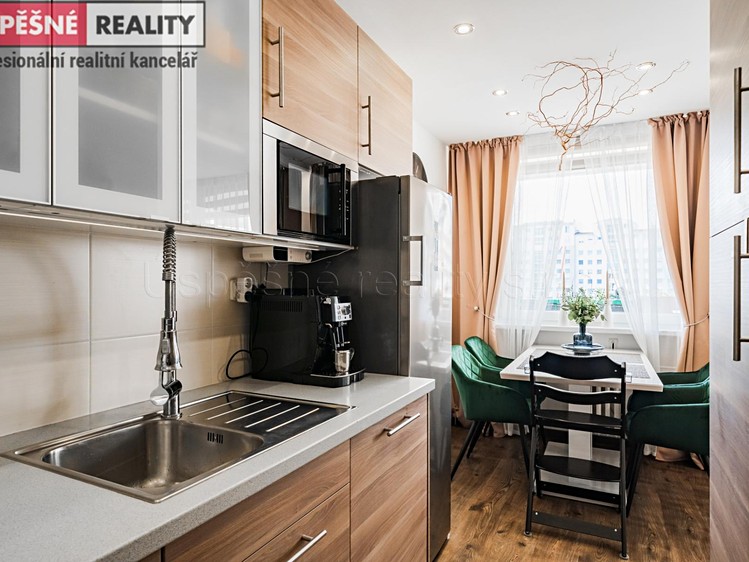 Prodej bytu 3+kk, 79 m² (12 z 30)