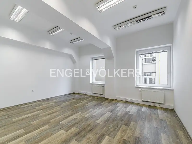 Pronájem kanceláře 28 m², Praha – náhled fotky 1