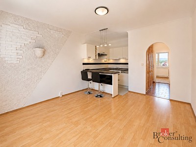 Prodej bytu 2+kk, 44 m² (3 z 15)