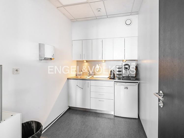 Комерційне приміщення в оренду, 330 м² (9 з 11)