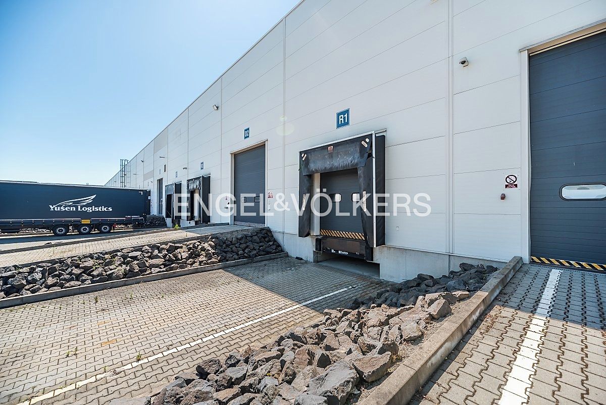 Pronájem výrobní haly, prostoru 6513 m² – fotografie 3