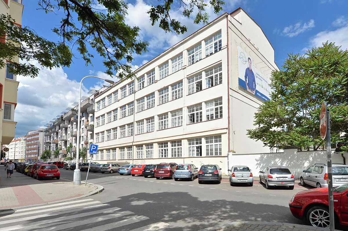 Pronájem kanceláře 43 m²