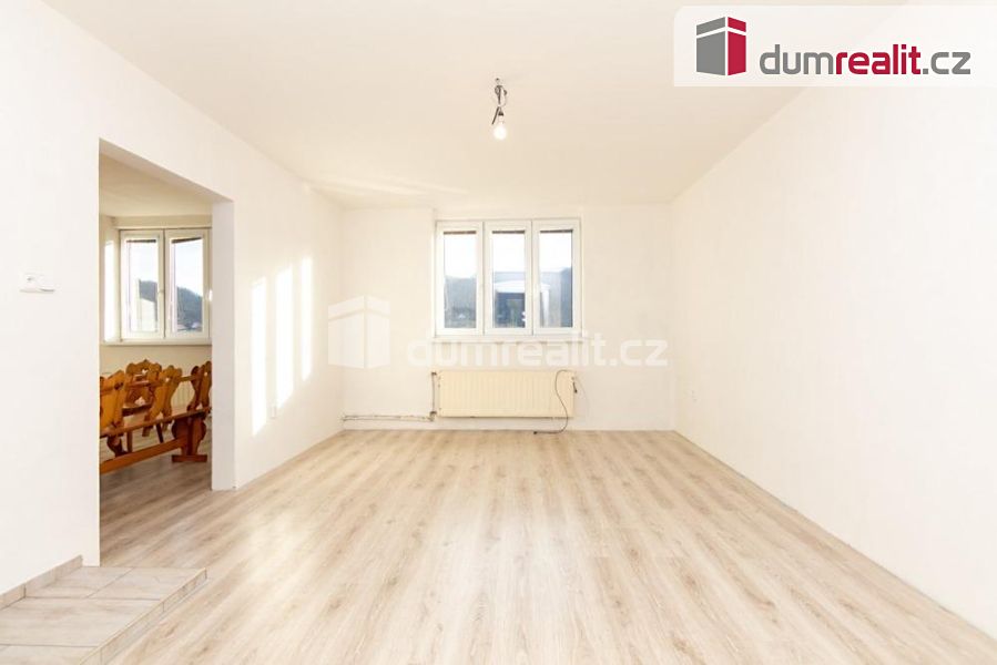 Pronájem bytu 4+1 104 m² – fotografie 4