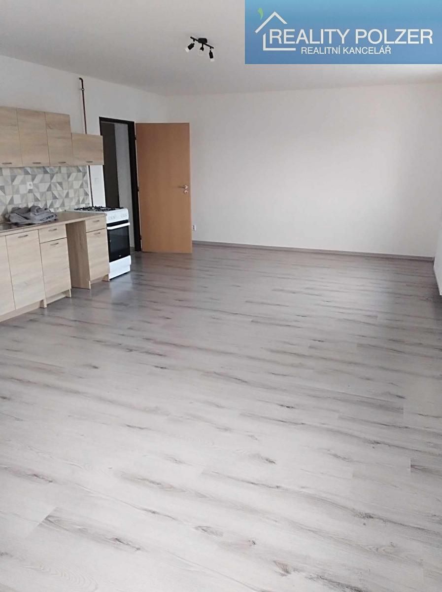 Pronájem bytu 2+kk 47 m² – fotografie 2