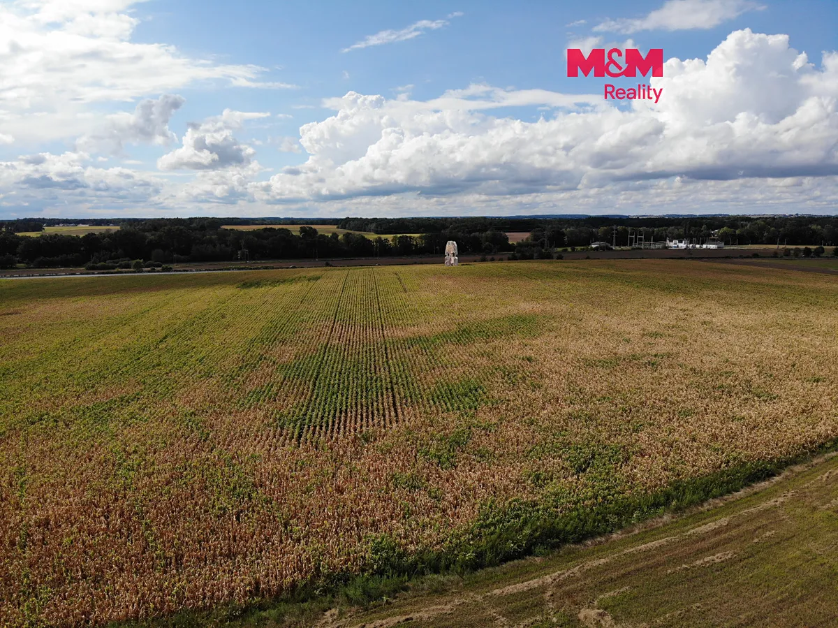 Prodej pole 18070 m²