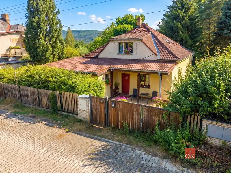 Prodej rodinného domu 160 m², pozemek 861 m², Dobřichovice – náhled fotky 2