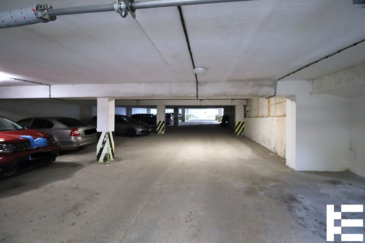 Prodej garážového stání 801 m² – fotografie 2