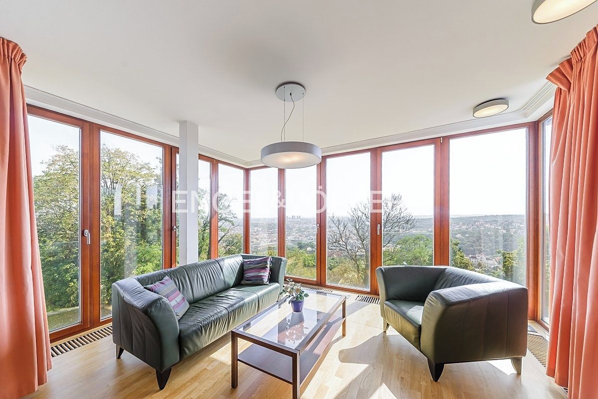 Pronájem bytu 2+kk 60 m² – fotografie 5