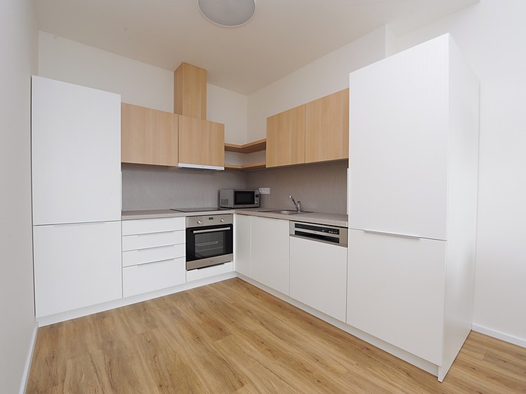 Квартира 2+kk в оренду, 72 м² (4 з 6)