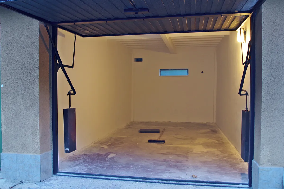 Pronájem garáže 21 m²