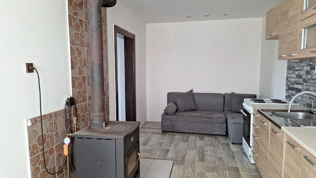Prodej rodinného domu 77 m², pozemek 337 m² – fotografie 3