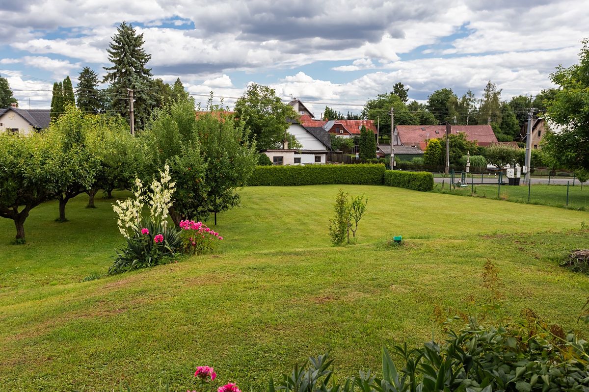 Prodej rodinného domu 262 m², pozemek 2065 m² – fotografie 5