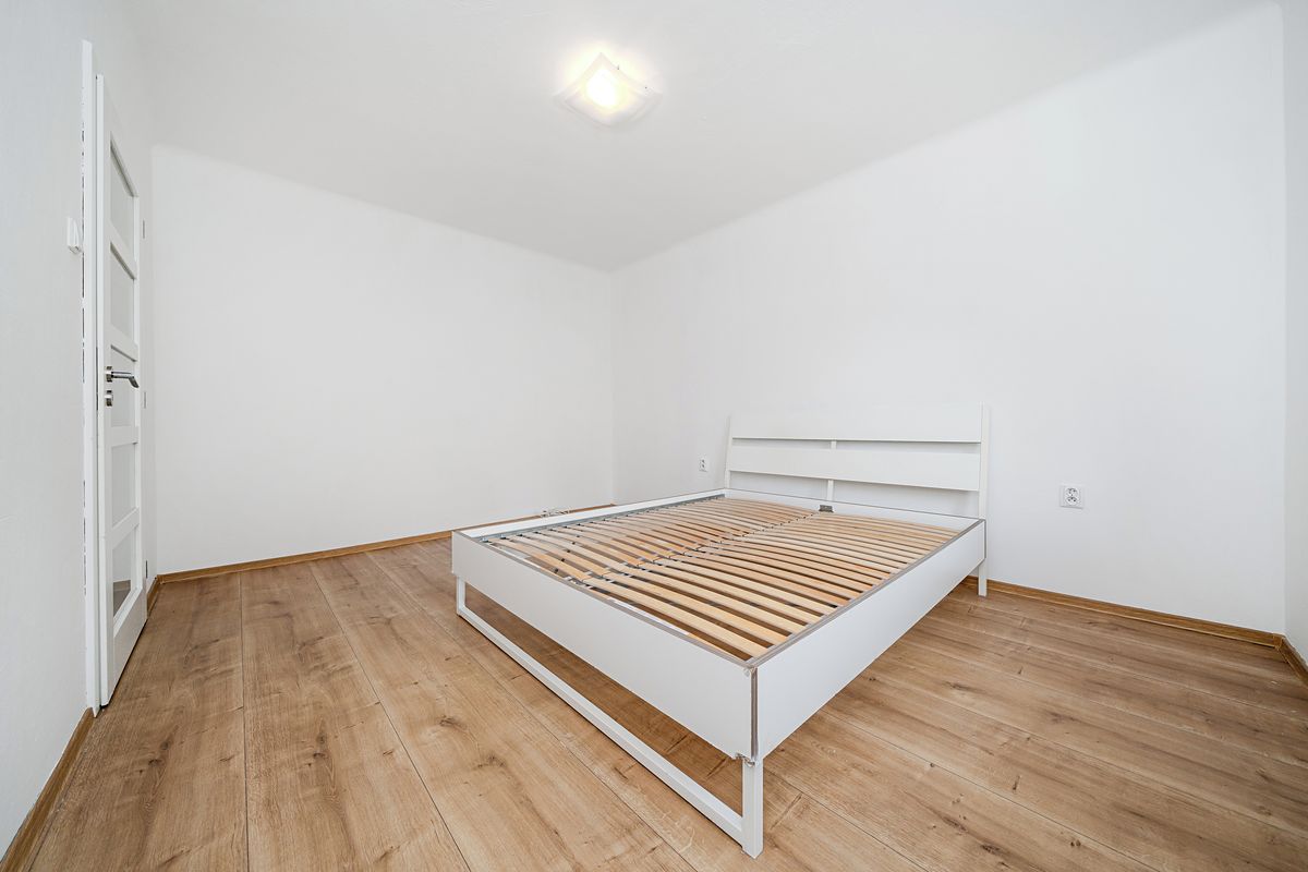 Pronájem bytu 2+1 46 m² – fotografie 2