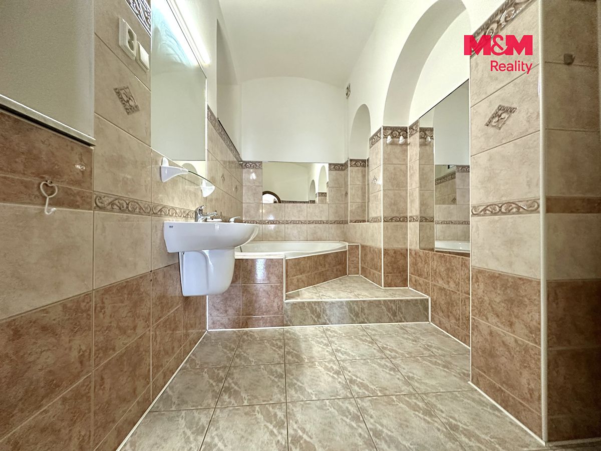 Pronájem bytu atypický 78 m² – fotografie 4